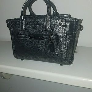 COACH MINI SWAGGER PLATINUM Color